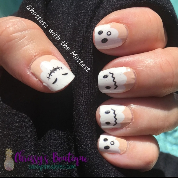 Color Street Other - VHTF Ghostess With The Mostest Color Street Nails